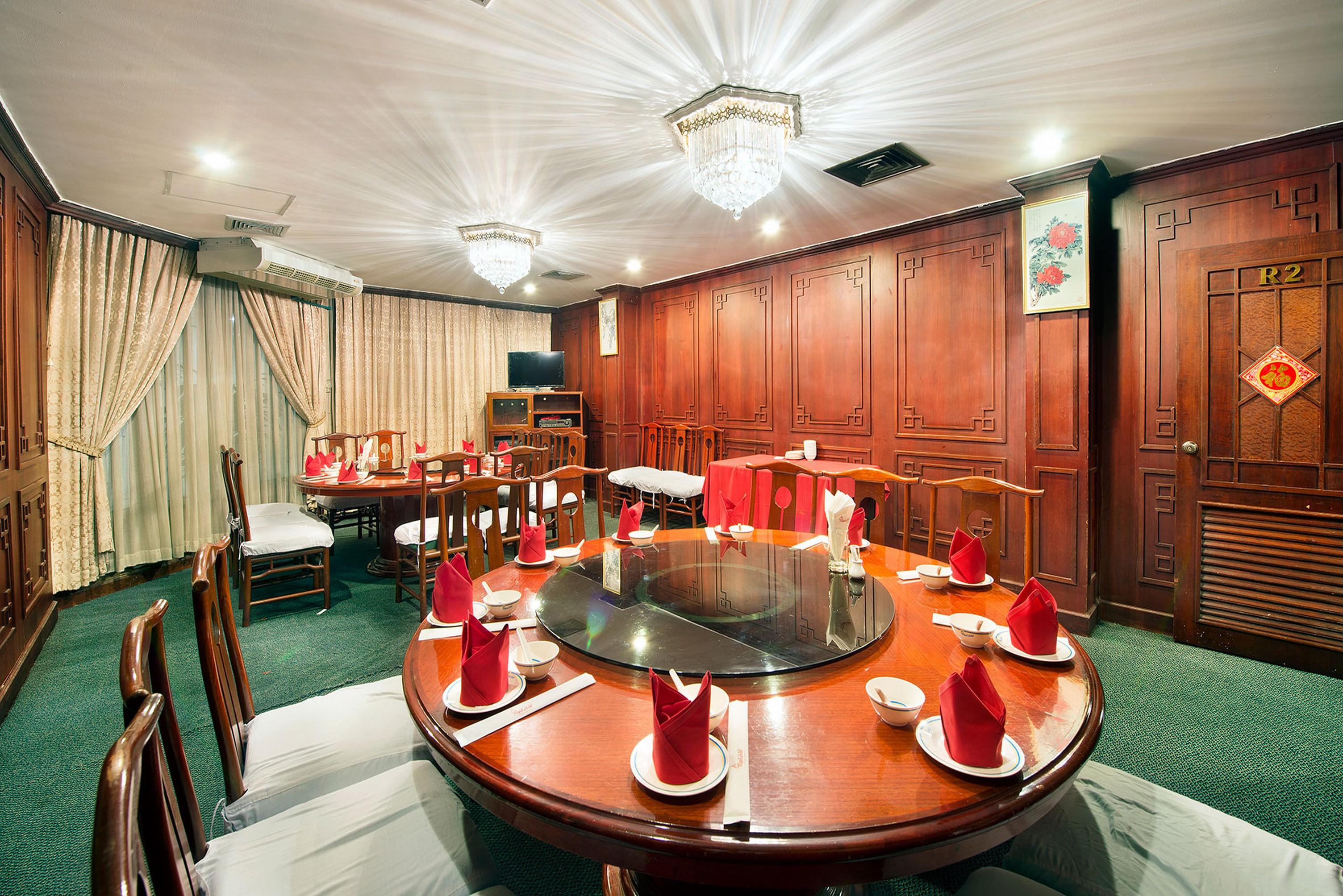 Royal Rattanakosin Hotel Sha Plus Bangkok Exterior photo