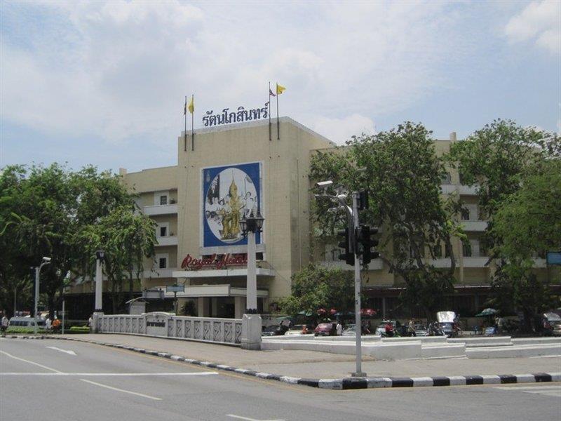 Royal Rattanakosin Hotel Sha Plus Bangkok Exterior photo